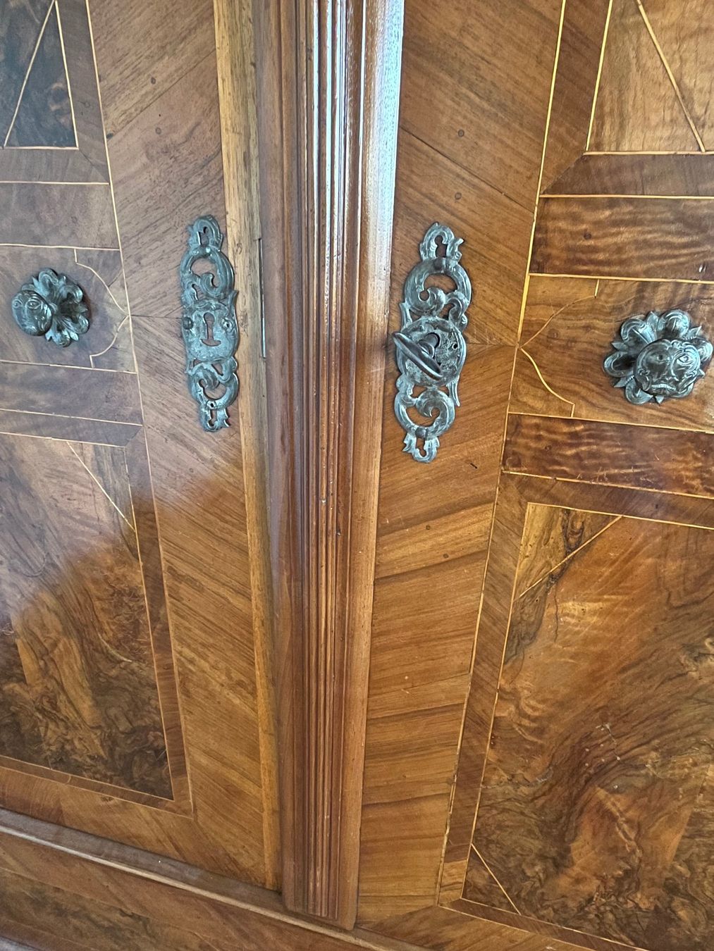 Armadi: Armoire antique – Usato da Biel/Bienne venduto da Gilberty 3