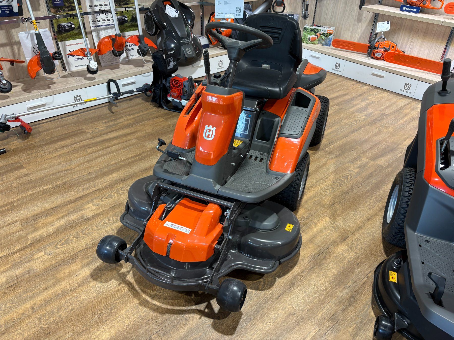 Husqvarna Rasenmäher: Husqvarna Rider Akku Frontmäher – Neu (gemäss Beschreibung) aus Lätti von baumi02 3