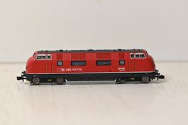 Am 4/4 Trix Spur N , mit OVP , läuft nicht