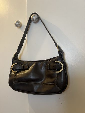 Mango Damen Handtasche braun mit Schnallen