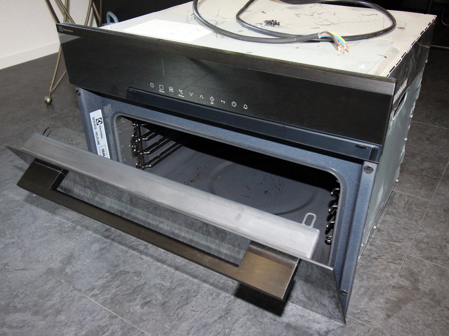 Electrolux Forni: Electrolux Backofen Einbau, EB4GL90KSP – Usato da Aadorf venduto da Planetares 2