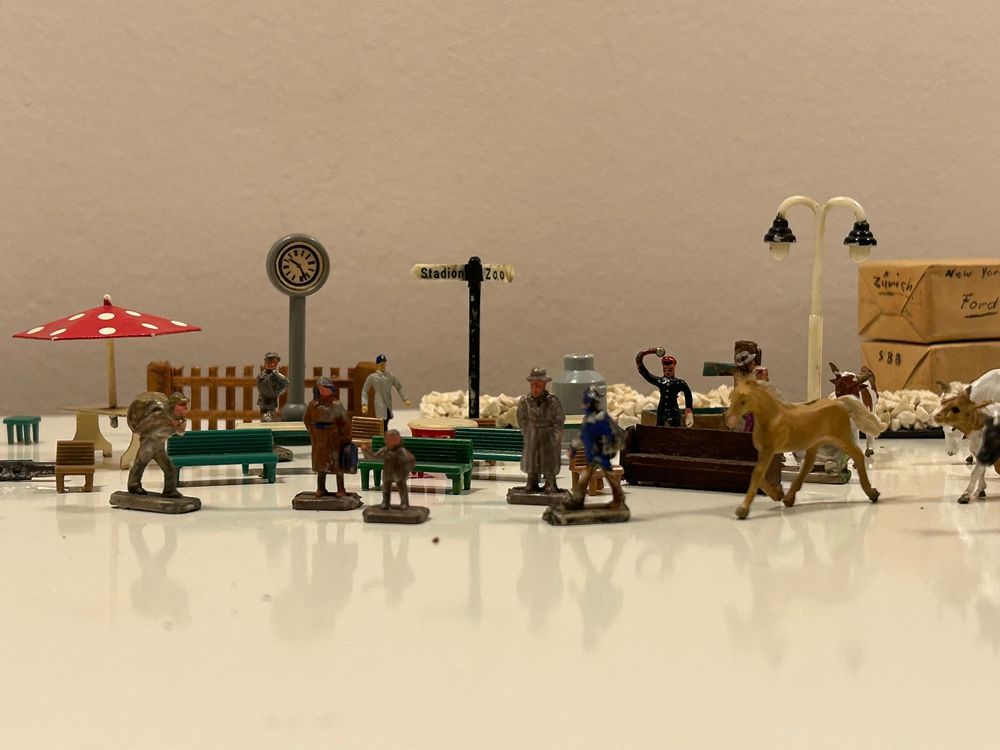 Lot PIECES et DÉCOR CIRCUIT DE TRAIN HO MODÉLISME