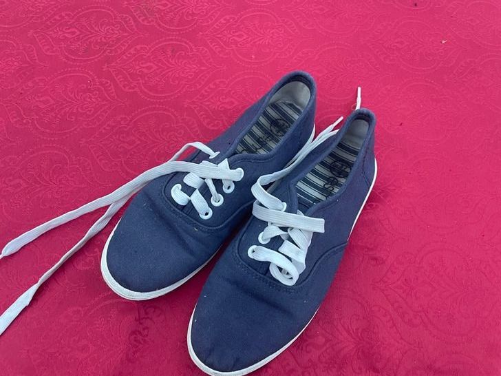 Scarpe da donna: Damen Schuhe Stoff blau 37 – Usato da Bergdietikon venduto da antovale