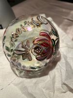 Handbemalte Glaskugel 10cm mit Rosenmotiv.