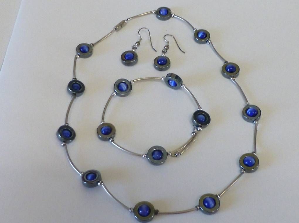 Sonstiger Schmuck: Schmuckset Kette Armreif Ohrhänger – Gebraucht aus Reinach BL von Spider63 3