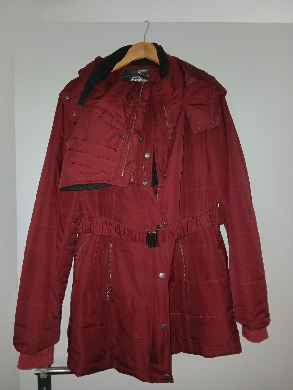 Giacche: BPC Mama Jacke Damen Bordeaux Grösse 44  – Usato da Niederbüren venduto da HardStorm 1