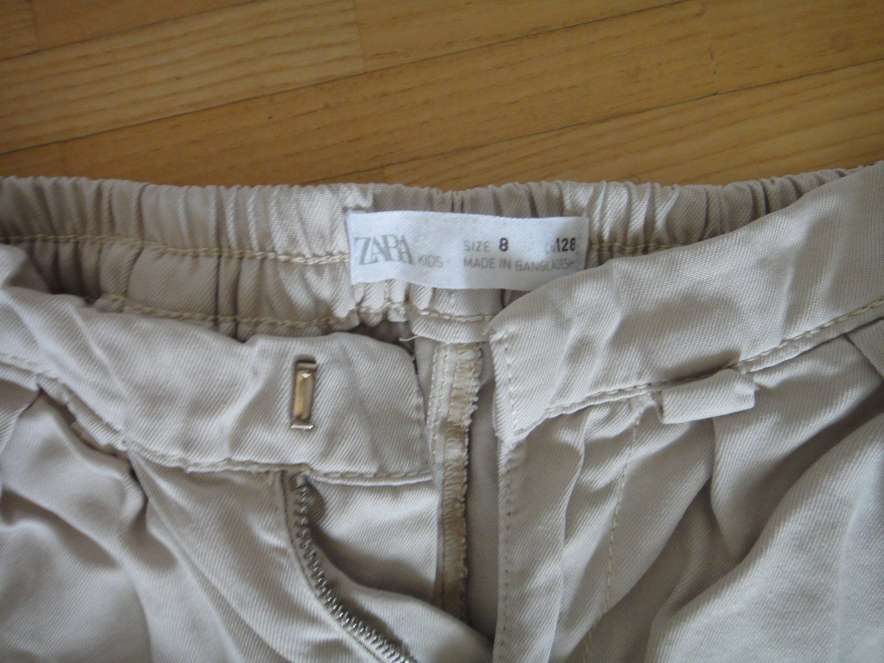 Zara Pantaloni: Zara Hose 8 Jahre – Usato da Winterthur venduto da LemonTree5 1
