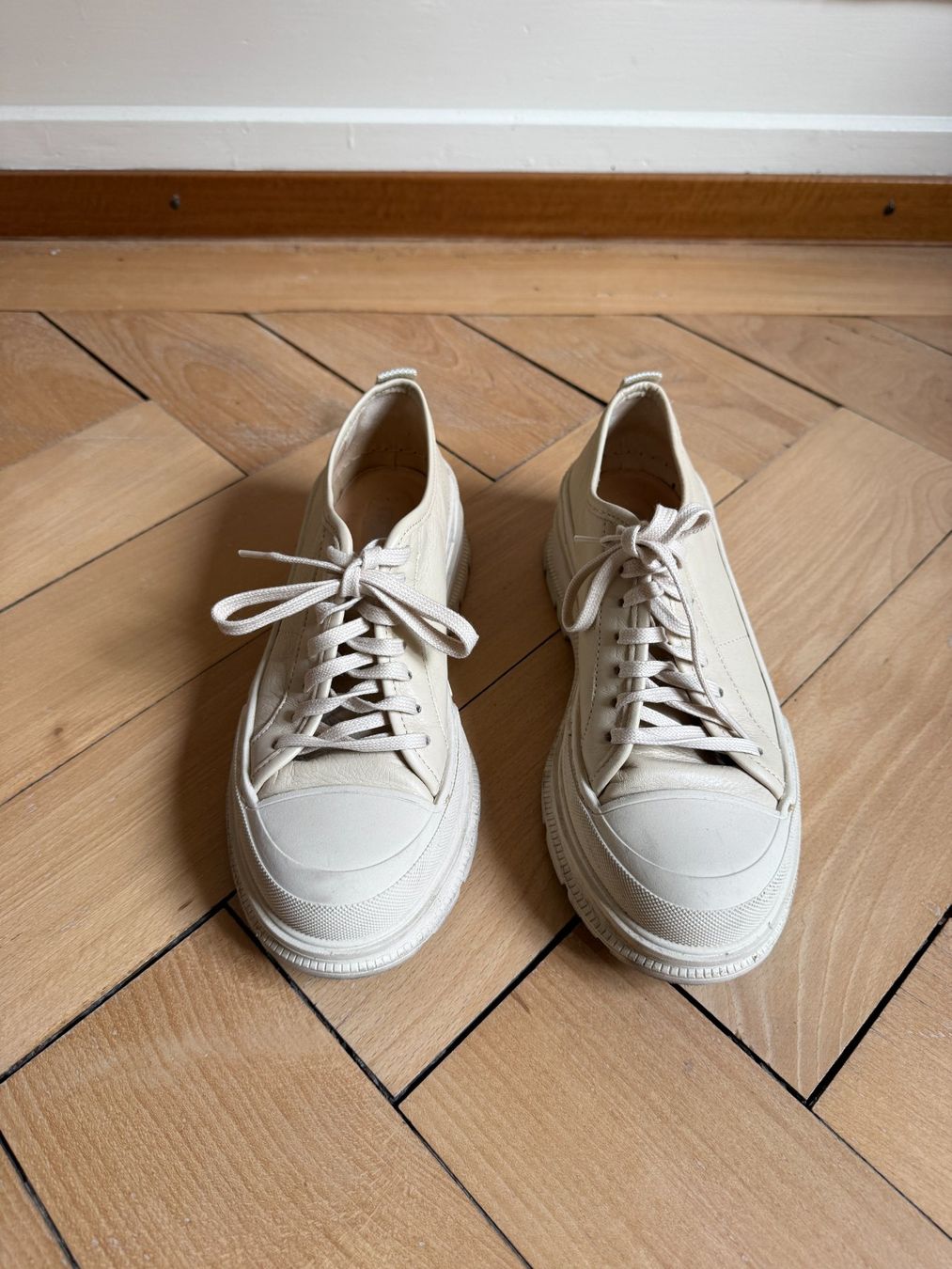 Mjus Chaussures femmes: MJUS - Leder Halbschuhe beige 39 – D'occasion à Zürich par Diazaio 1