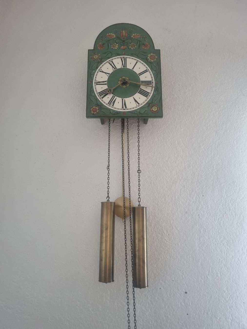 Stand- & Wanduhren: antike Wanduhr – Defekt aus Pfäffikon SZ von PaladinArtAG