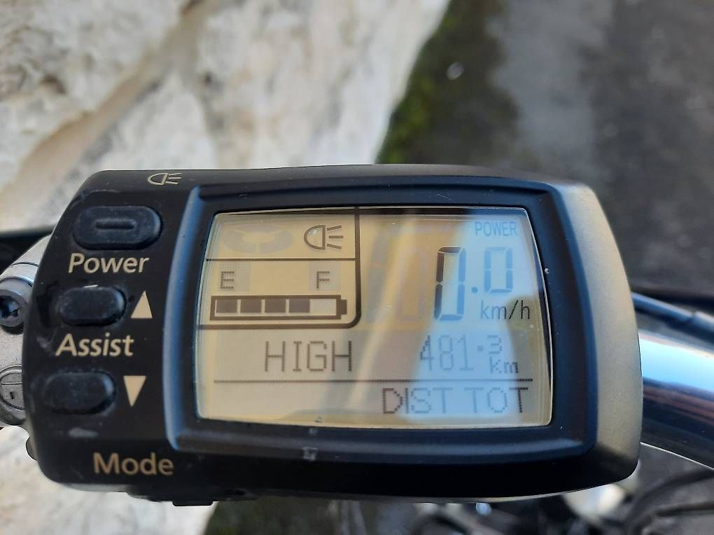 Velos: Beau vélo de ville électrique Flyer blanc – Gebraucht aus Neuchâtel von Bykarl_Neuchatel 1
