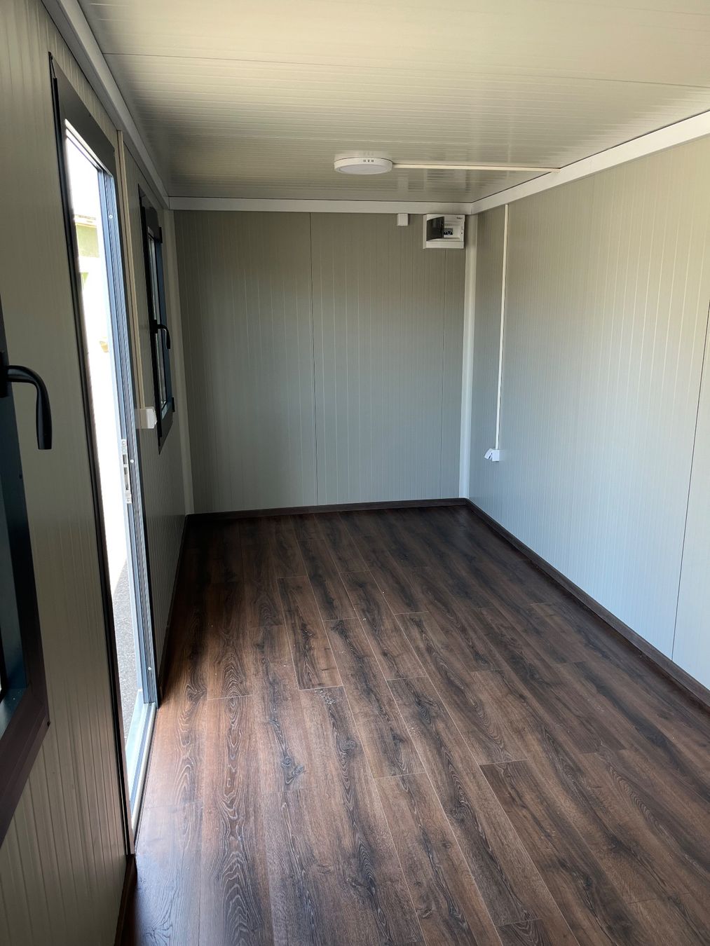 Contenitori edile: Hofladen / Büro- / Baucontainer 4.2 m – Nuovo (secondo la descrizione) da Oftringen venduto da Britta 5