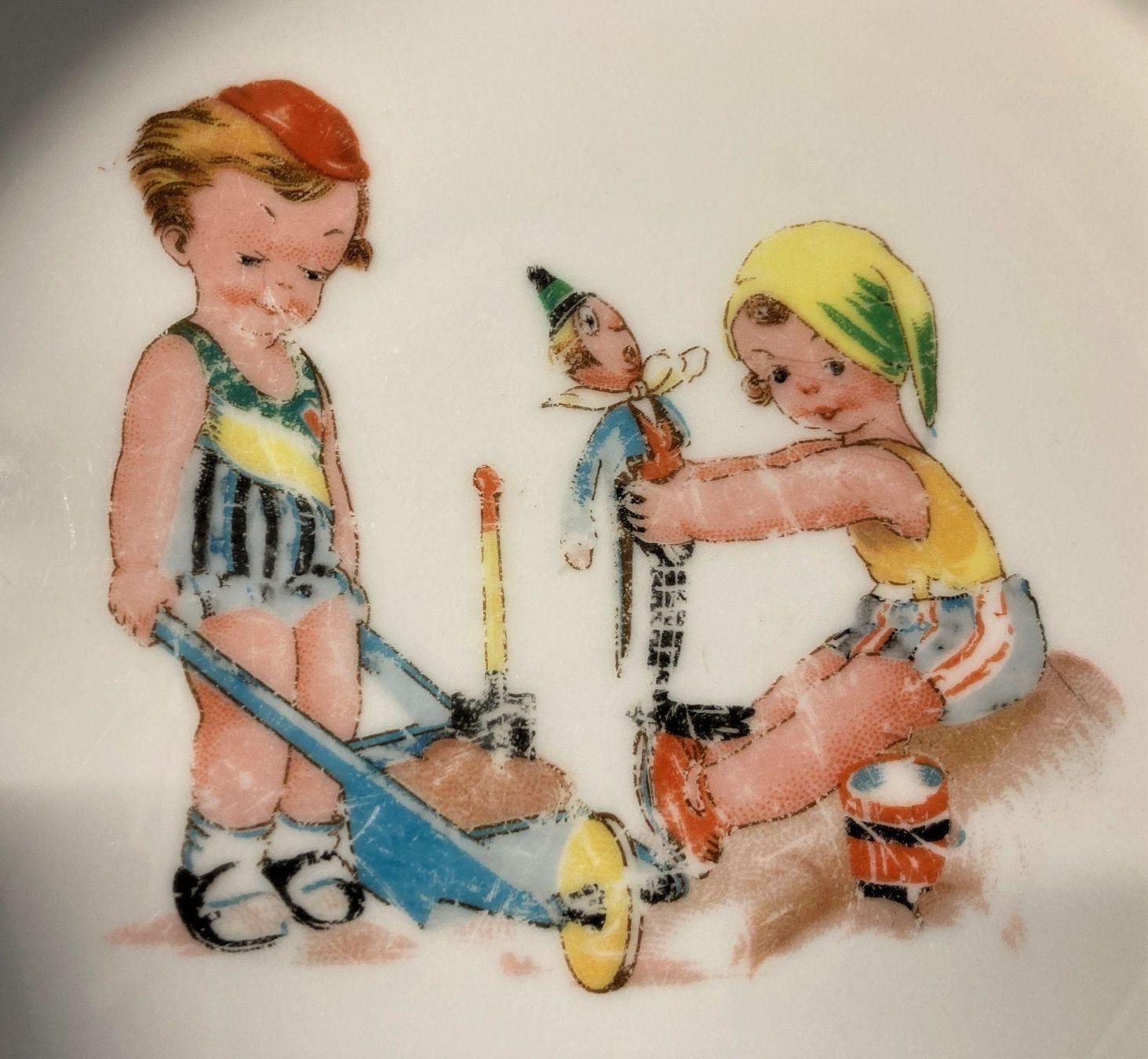 Teller: Porzellan Kinderteller Langenthal 1939 – Gebraucht aus Wangen b. Olten von Buntgemischt 1