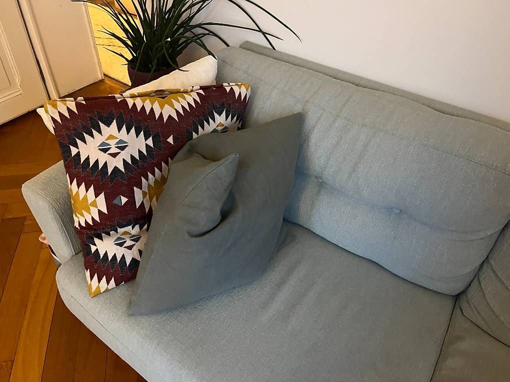 Sofas: Canapé 2 places – D'occasion à Lausanne par gat_ 4