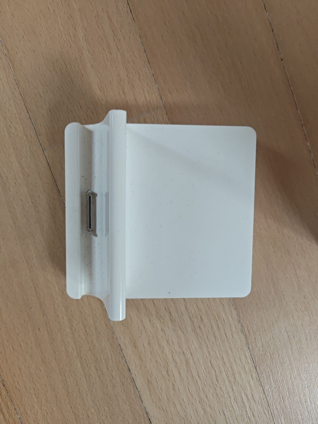 Docking station: Docking Station für iPhone 4/4s/iPod – Usato da Sissach venduto da Siraiwan 1