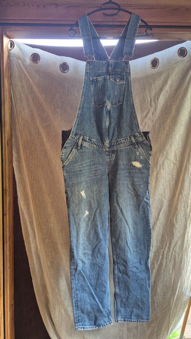 Jeans: Salopette grossesse en jean taille 8 (36-38)) – Usato da Les Mayens-de-Sion venduto da RebeccaBz 1