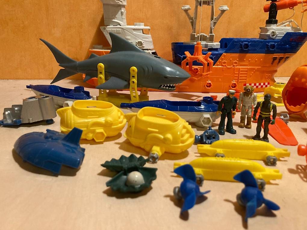 Mega Baukästen: Matchbox Mega Rig  - Bateau Requin + Zodiac sous-marin – Gebraucht aus Belmont-sur-Yverdon von Manu1112 2