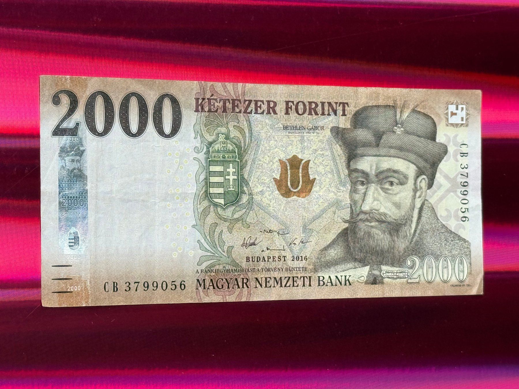 Banconote: Budapest 2016 - Ungarn - 2000 Forint – Usato da Pfäffikon SZ venduto da Sieben77