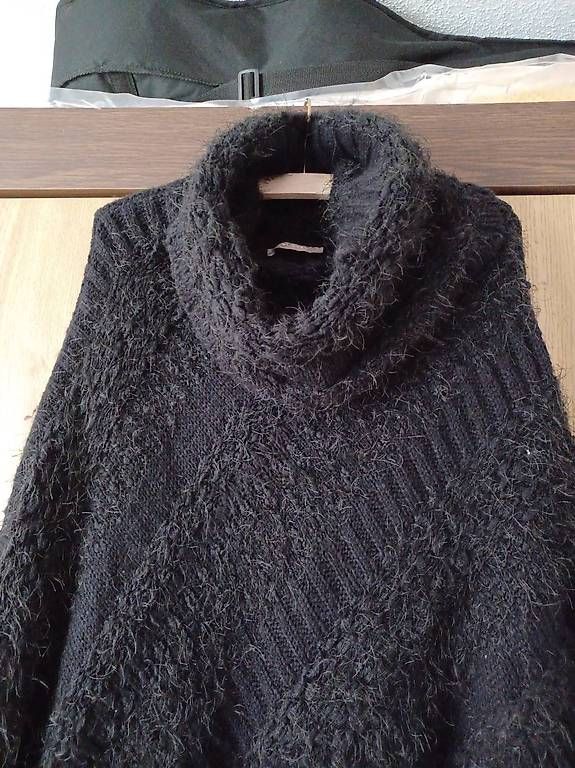 Altro in Moda donna: Poncho – Usato da Soyhières venduto da 5jm_5czl 1