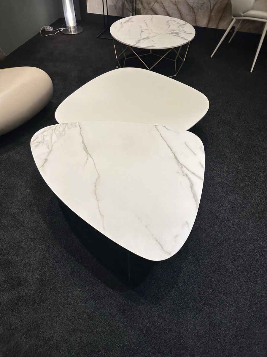 Tische: Couchtische Liliom von Leolux – Neu (gemäss Beschreibung) aus Luzern von WOHNTEAMCOLLECTION