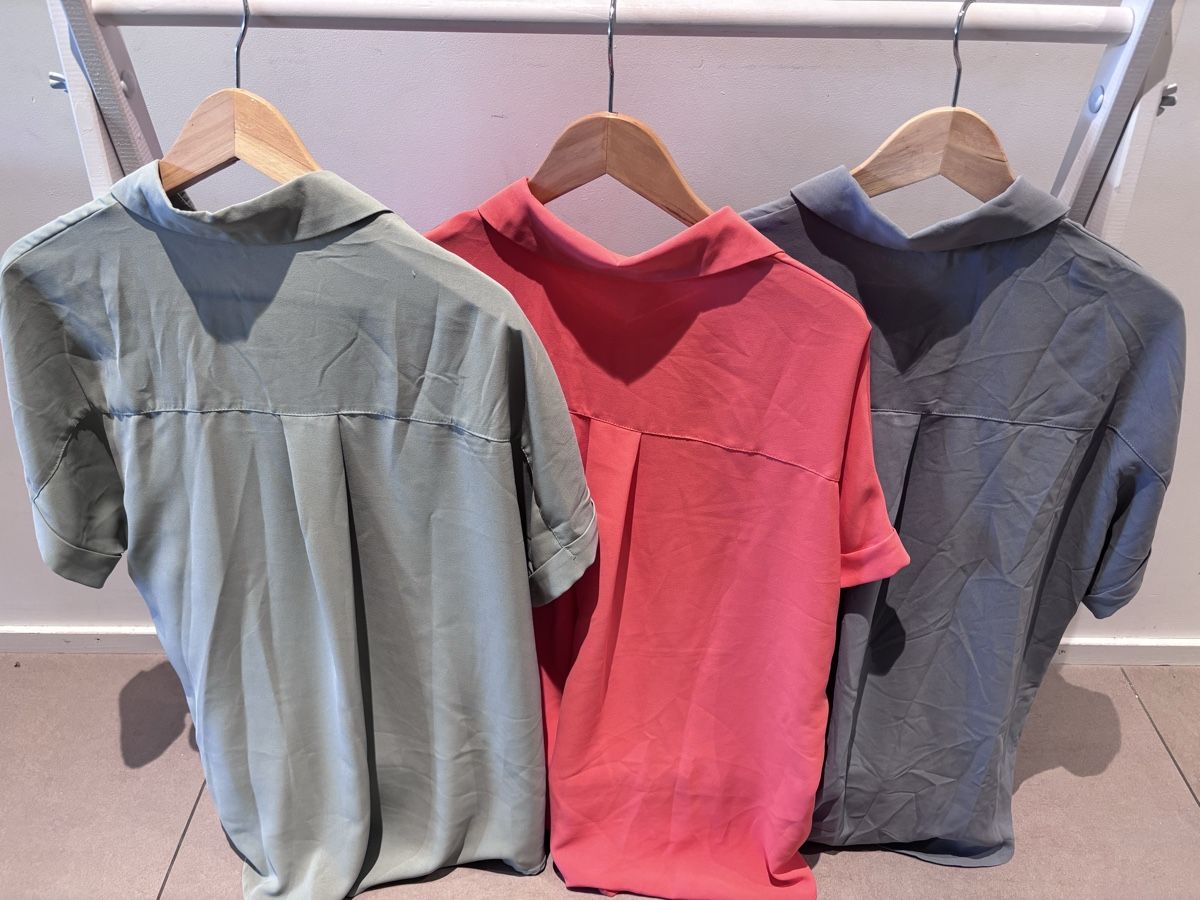 Lotti di vestiti: 3x Sommerbluse Gr. XL – Usato da Menzingen venduto da gispat 4