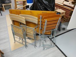 Klapptisch mit 4 Klappstühle