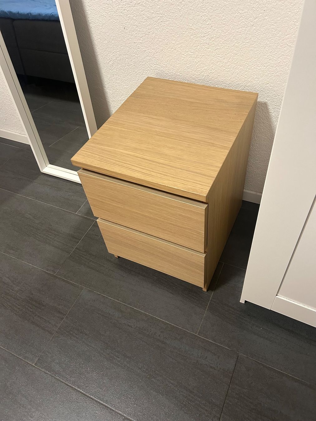 Comodini: Ikea cupboard malm beige – Usato da Glattbrugg venduto da giu_6ynv