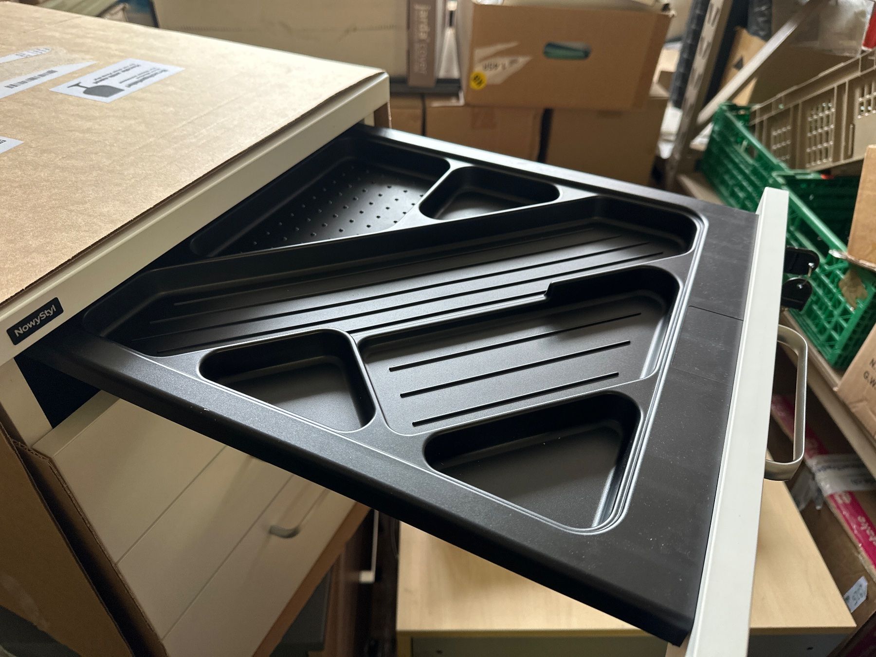 Korpus: neuer Rollcontainer, 4 Schübe, Griff rund, weiss/weiss – Neu (gemäss Beschreibung) aus Necker von liq24 3