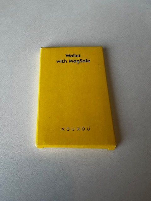 Apple Telefoni cellulari / Smartphones: Xouxou - Wallet with MagSafe – Nuovo e nell'imballaggio originale da Dübendorf venduto da mamack