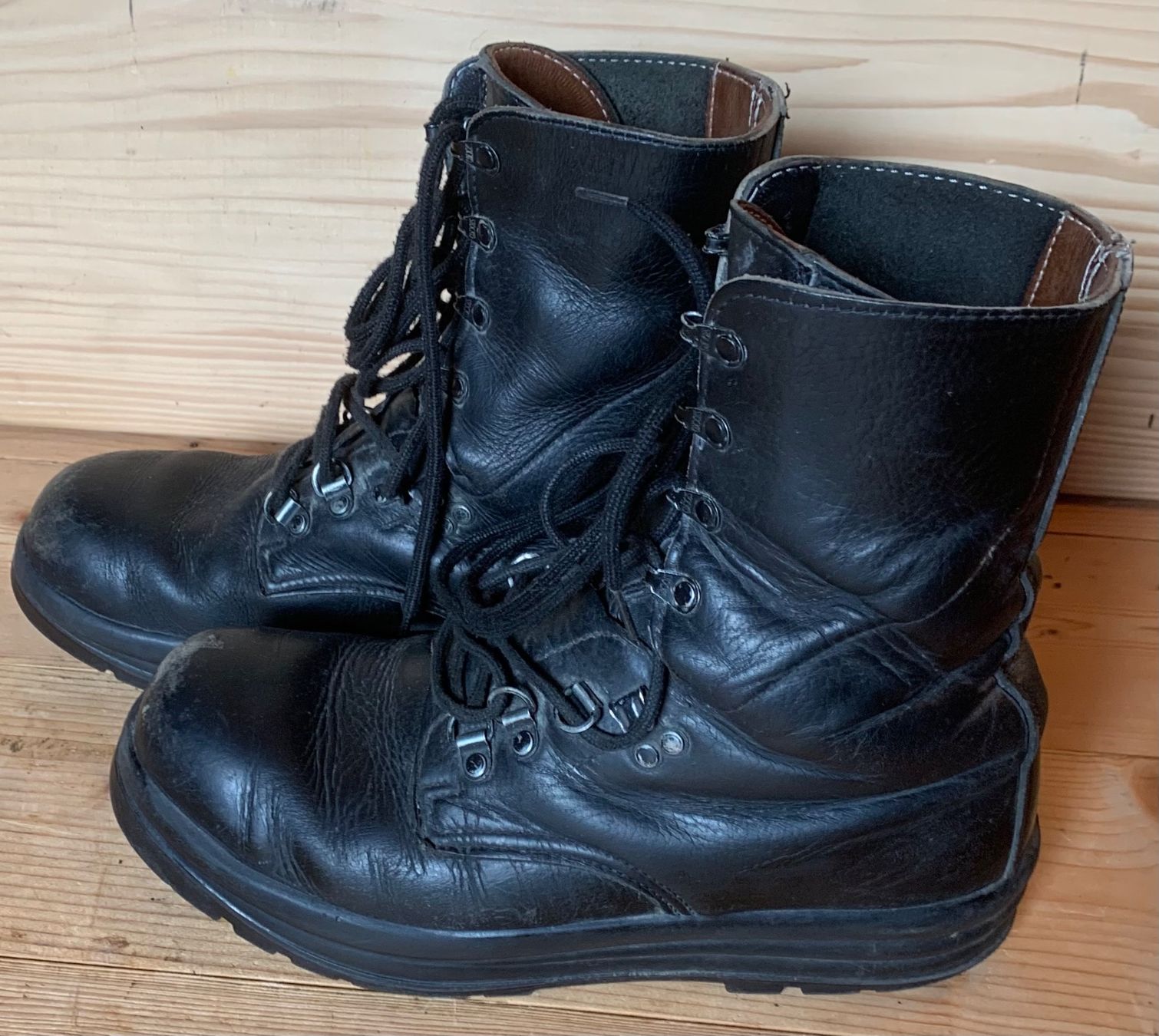 Schweizer Armee Scarpe da uomo: Kampfstiefel der CH Armee Grösse 280/5 – Usato da Goldingen venduto da Bergler012 2