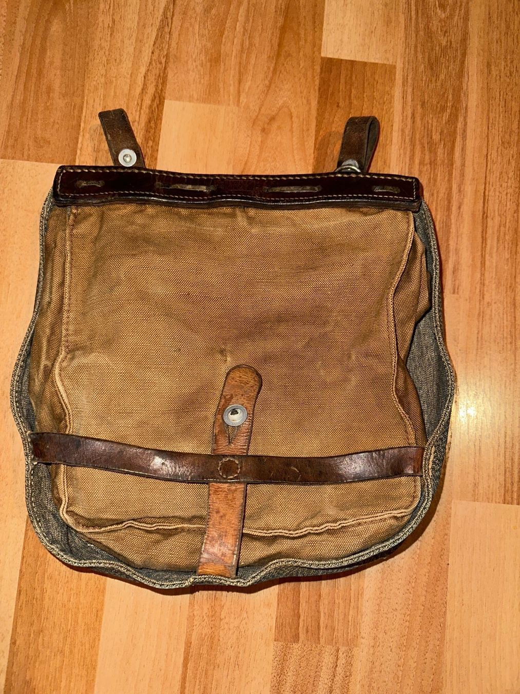 Schweizer Armee Borse: Brot Sack / Tasche Schweizer Armee alt – Usato da St. Gallen venduto da mai_zpt7 1