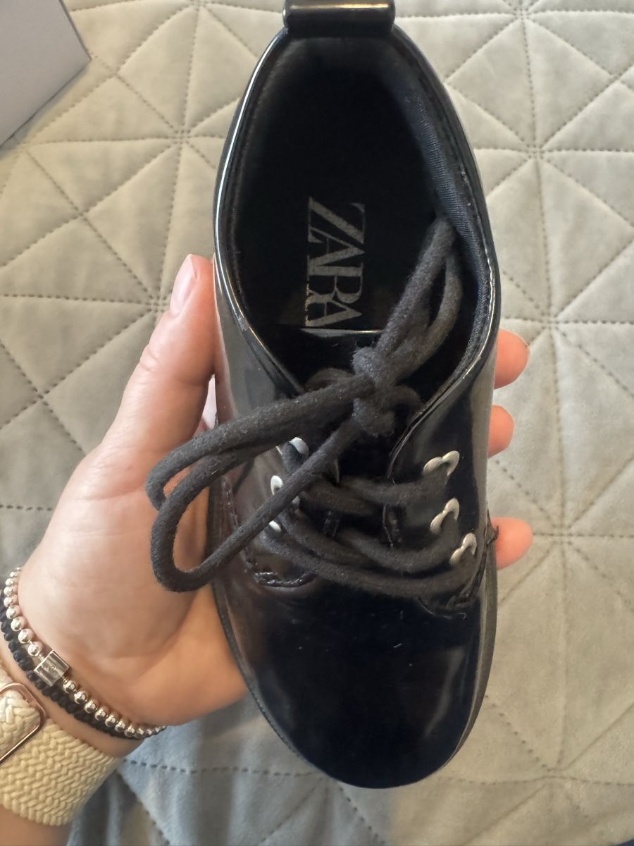 Scarpe per ragazze: Zara 26 – Nuovo (secondo la descrizione) da Baden venduto da ccu_2dqq 1