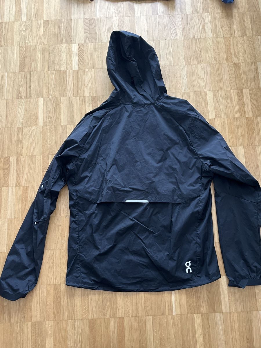 Giacche: On Running Jacke-  Herren Gr. M – Usato da Basel venduto da san_zks2 1