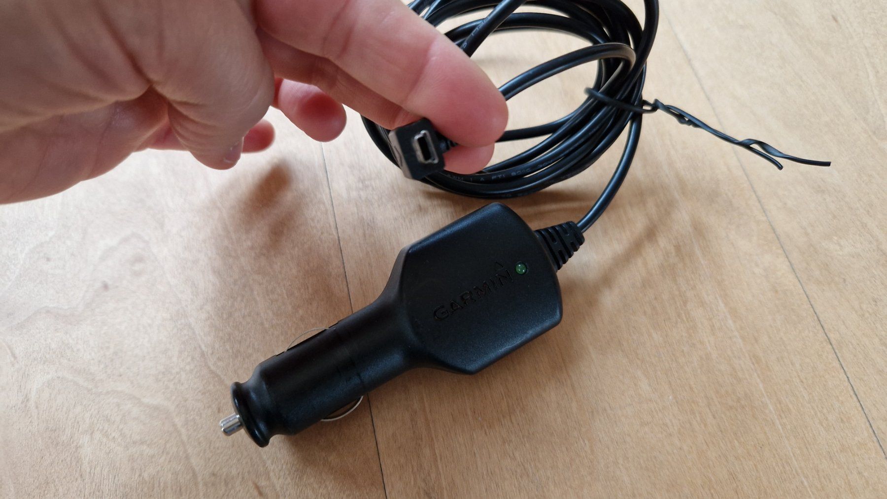 Caricabatterie: Garmin GPS charger for car – Usato da Adliswil venduto da fashionholic 1