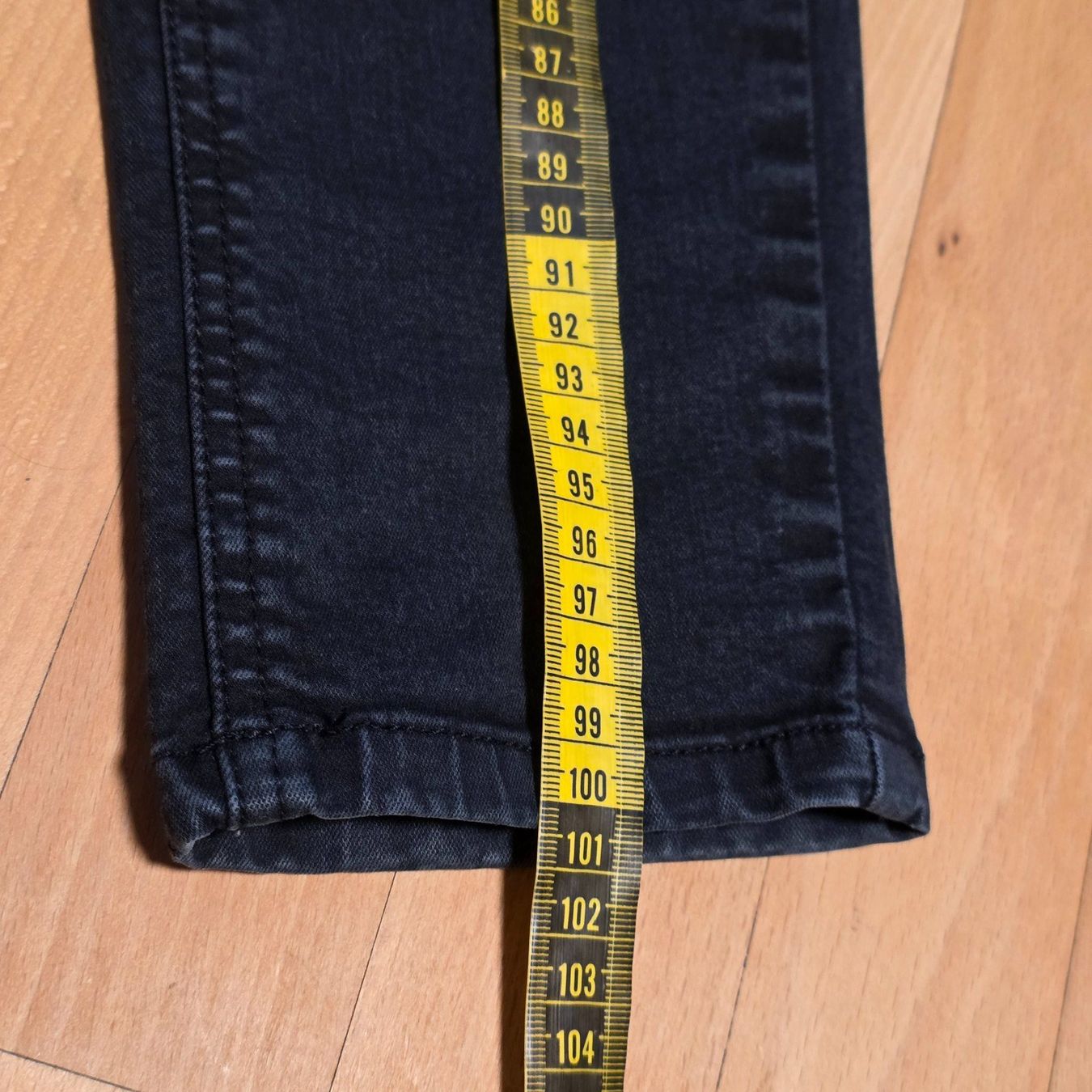 Jeans: Schwarze Skinny Jeans 38/40 – Usato da Wald ZH venduto da CapLux 7