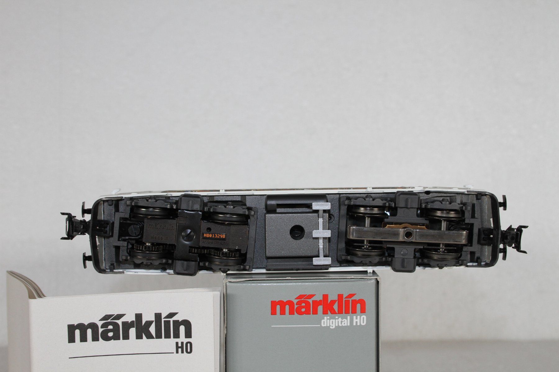 Märklin Modellini di ferrovie: Märklin 37303 Re 4/4 IV, 446 SOB Digital – Usato da Triesen venduto da gleis8 7