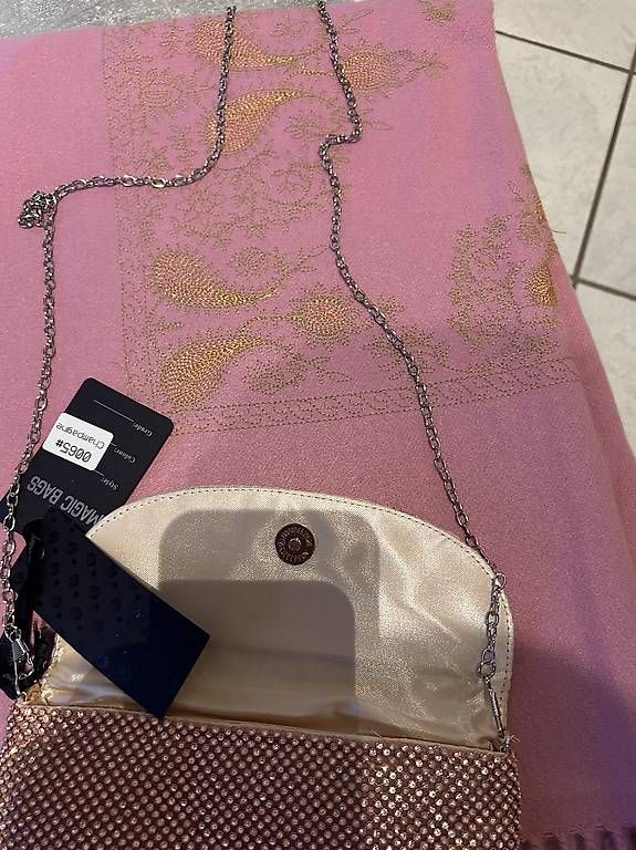 Borse da donna: Pochette con stras per cerimonia  – Usato da S. Vittore venduto da mar_qdm8 1
