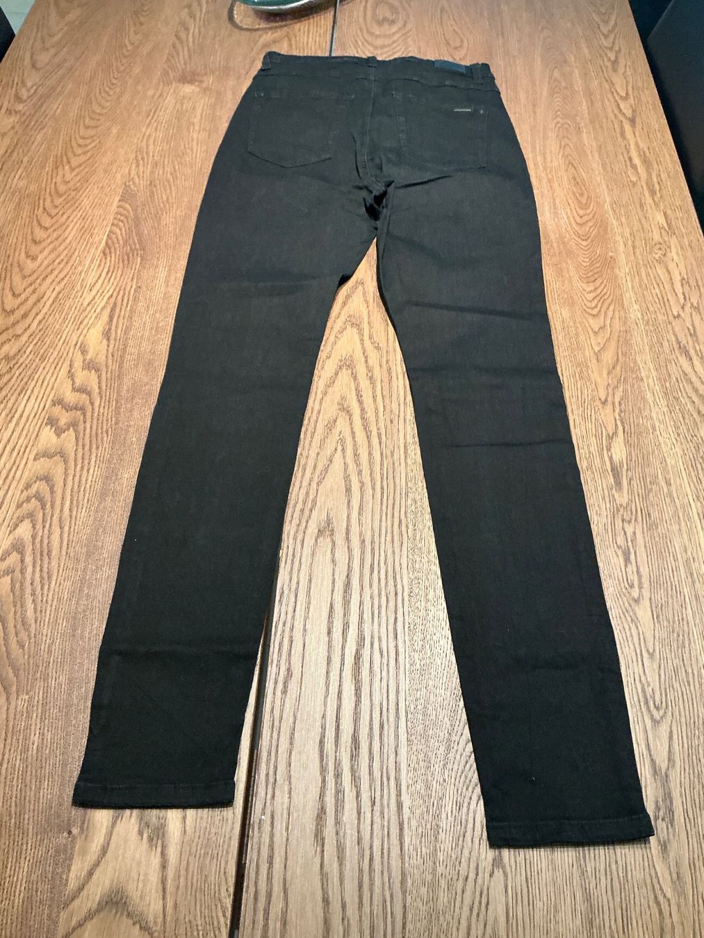 Jeans: Schwarze Damen Jeans – Usato da Würenlos venduto da Tina48 2