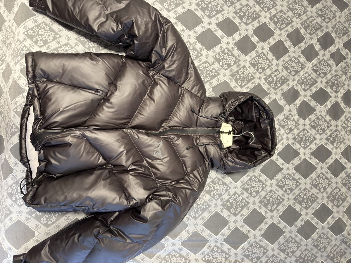 Jacken: Heat Reactive Puffer – Neu (gemäss Beschreibung) aus Giubiasco von ylli0n.93