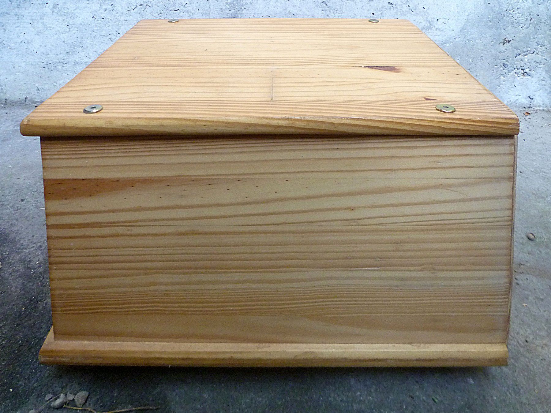 Ikea Cassettiere: Kommode / Tisch – Usato da Aarau venduto da Rdodger 1