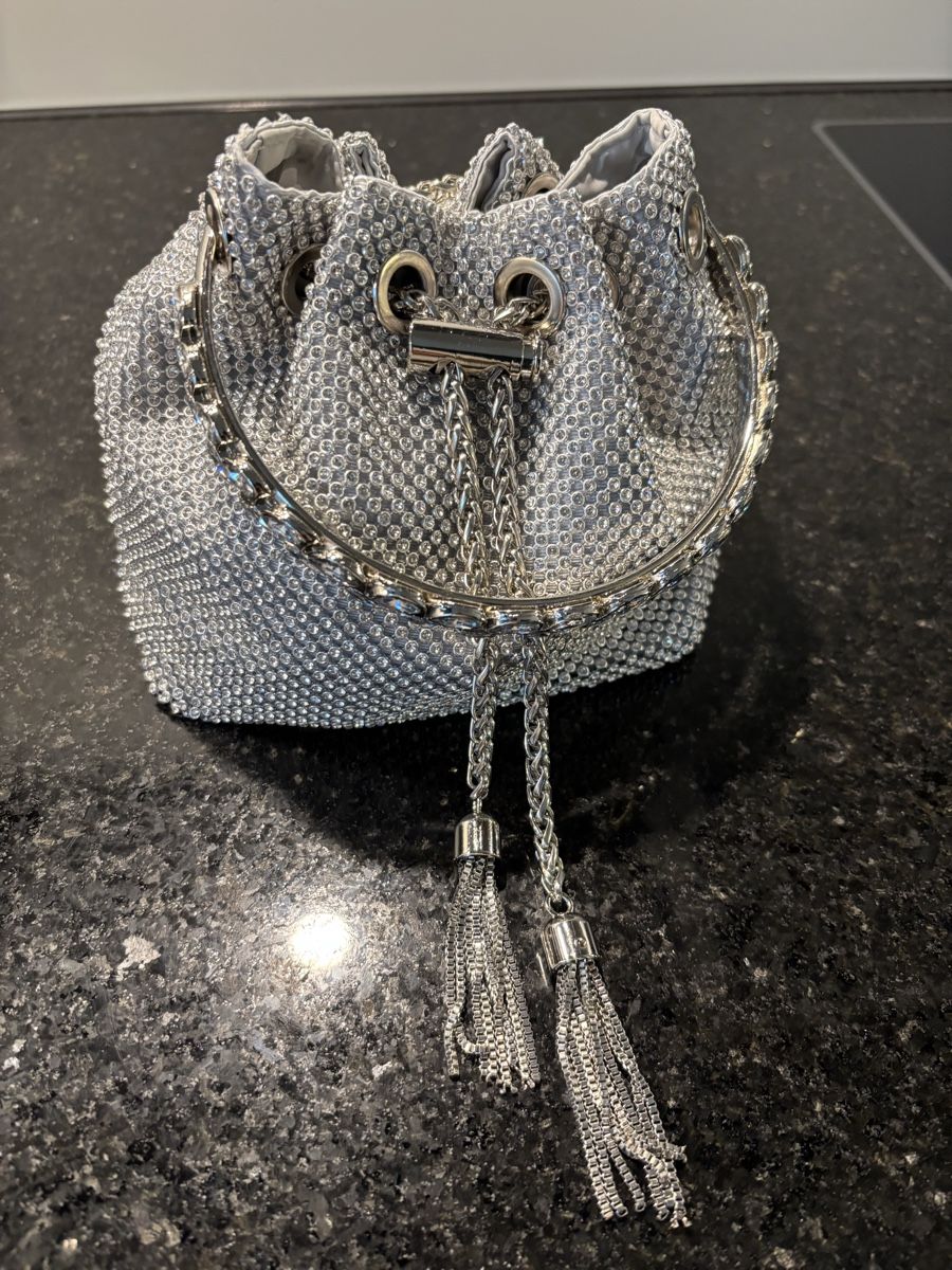 Taschen: Silberne Abendtasche – Gebraucht aus Bülach von can_zsw5 2