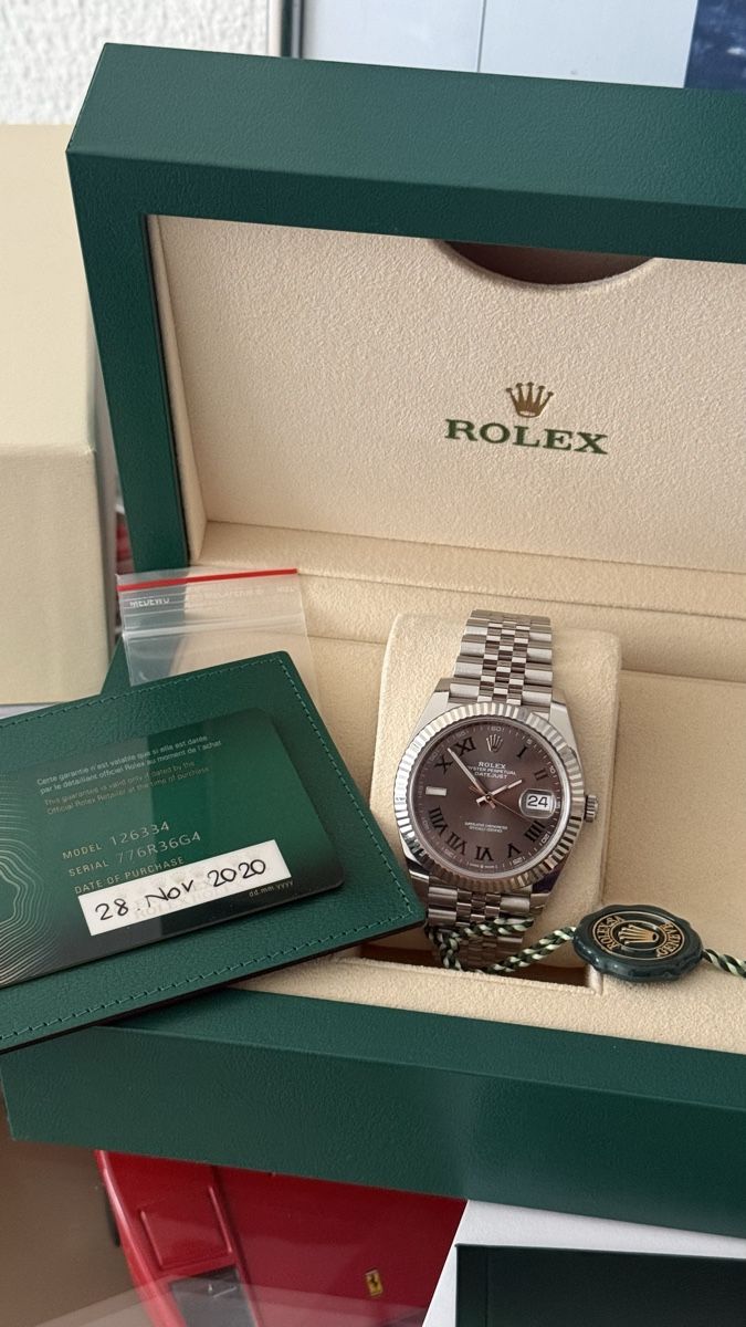 Rolex Montres: Rolex Datejust 41 - Wimbledon Dial - Full Set – D'occasion à Udligenswil par TomSawyer33 2