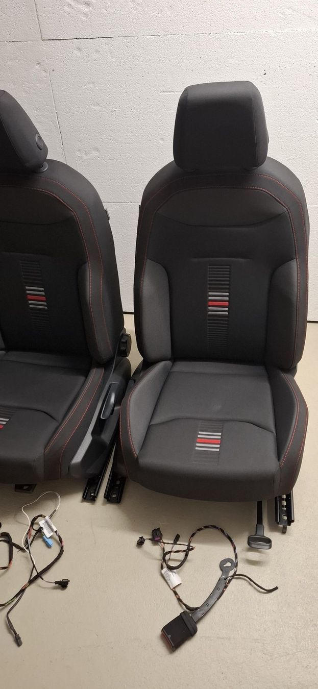 Seat Tutti pezzi di ricambio auto: SEAT Ibiza Sitze – Usato da Schöftland venduto da Bikefarmer 1