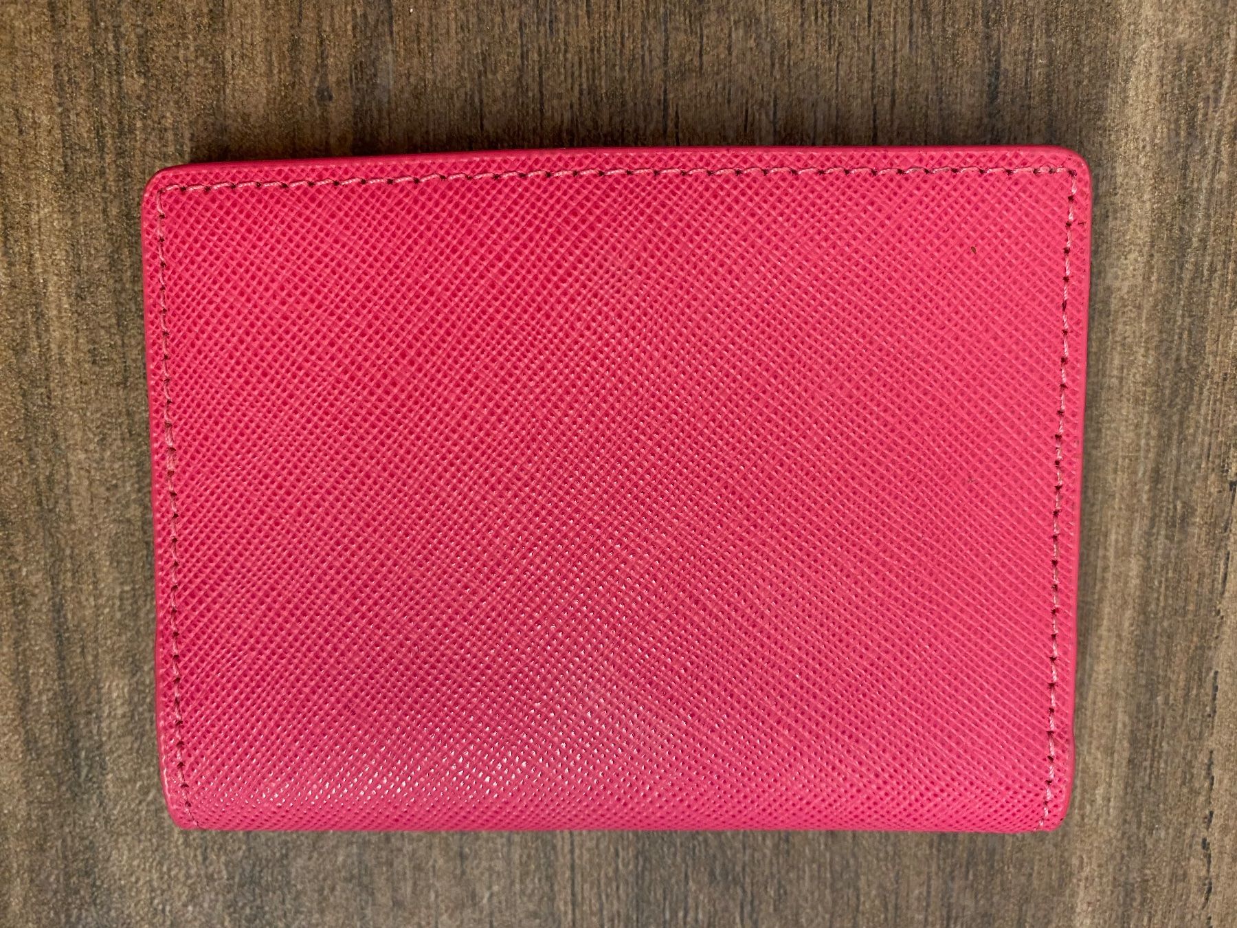 Mcm Portamonete: MCM Spiegel / Kartenhalter pink – Usato da Pratteln venduto da a23_j2gs 7