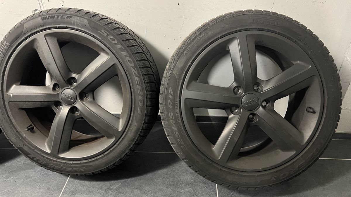 Audi Cerchioni: Audi Winterräder 225/45 R17 Pirelli – Usato da Landquart venduto da dark68 4