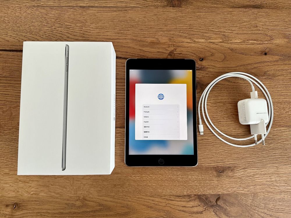 Curated visual reference: Visual Reference: Ipad Mini 4 128Gb Wi Fi Cellular Gebraucht In Bühl