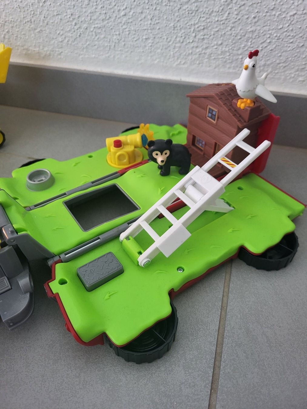 Giocattoli: Paw Patrol div Autos Transformer Wohnwagen – Usato da Boswil venduto da i12i 6