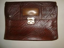 Vintage: alte Lederaktentasche (Theater-Requisite)