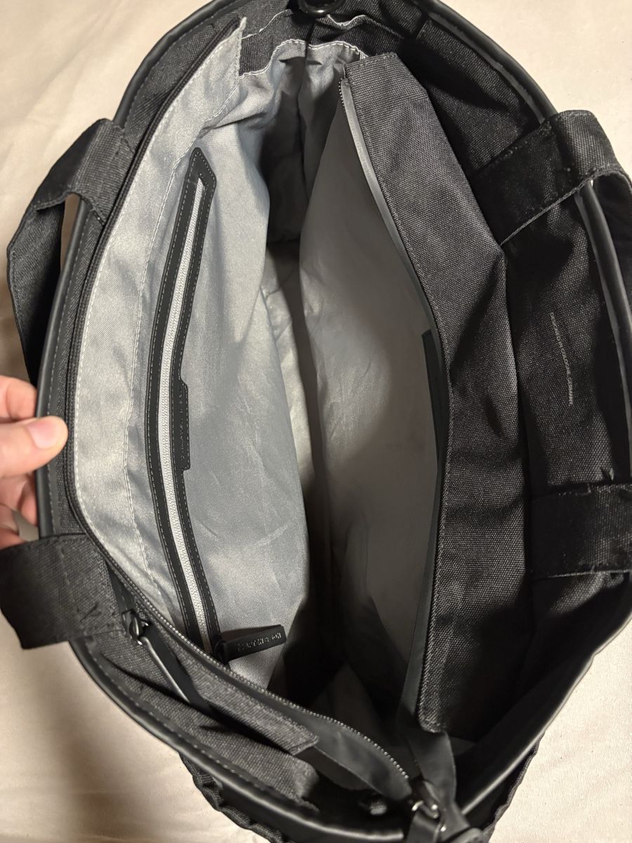 Kapten & Son Taschen: KAPTEN & SON HELLVI Shopping Bag – Gebraucht aus Mosnang von kat_5zxs 1