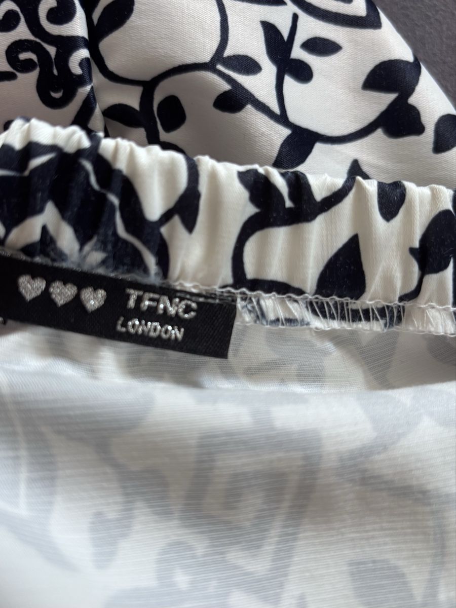 Kleider: TFNC LONDON Kleid | Grösse S – Neu (gemäss Beschreibung) aus Winterthur von art_5l9v 6