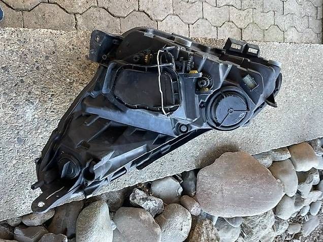 Opel Fari: Original Opel Corsa D Scheinwerfer Rechts! – Usato da Frauenfeld venduto da June014 4